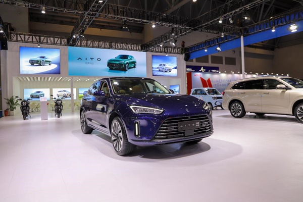 AITO問界M5。小康集團供圖