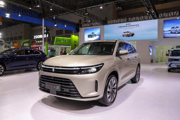 問界M7。小康集團供圖