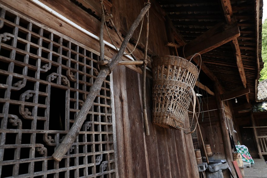 黔江區(qū)阿蓬江鎮(zhèn)青杠村小寨民居。楊敏攝