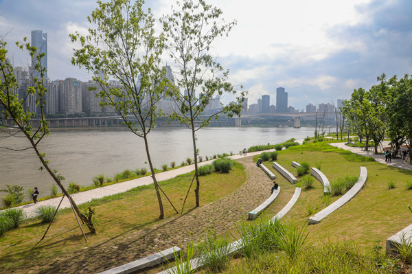 江灘公園。江北區(qū)委宣傳部供圖