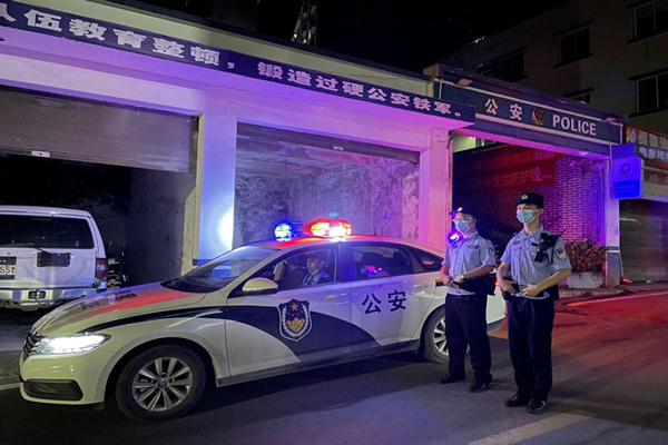 桐梓派出所扎實(shí)開展夏季治安打擊整治“百日行動(dòng)”。武隆區(qū)公安局桐梓派出所供圖