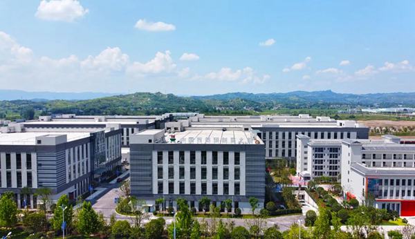 航拍中國西部預(yù)制菜之都展覽館。梁平區(qū)委宣傳部供圖