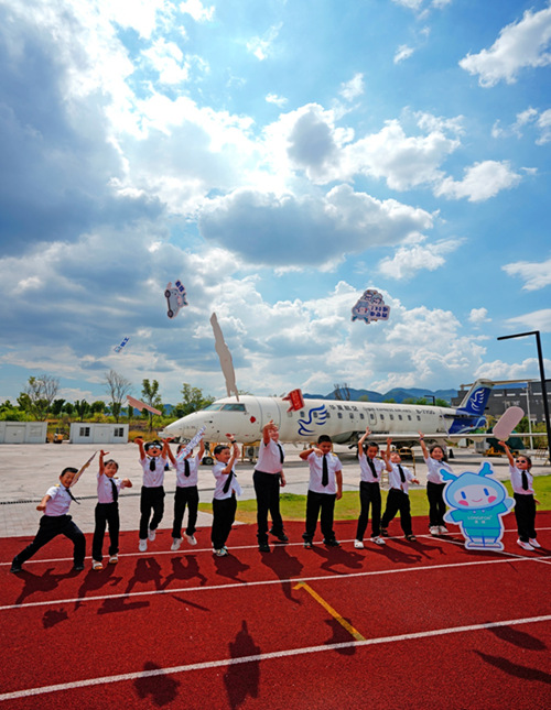 活動(dòng)現(xiàn)場(chǎng)。龍湖集團(tuán)供圖