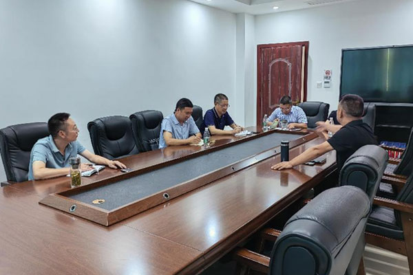 會(huì)議現(xiàn)場。石柱縣衛(wèi)生健康綜合行政執(zhí)法支隊(duì)供圖