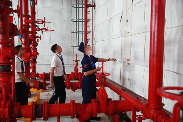 檢查現(xiàn)場(chǎng)。永川區(qū)消防救援支隊(duì)供圖