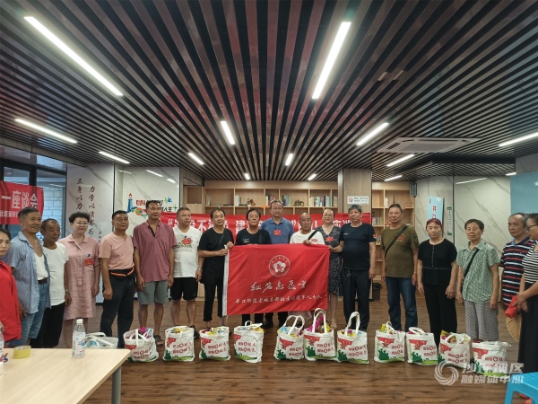 井口街道成立退役軍人志愿者服務(wù)隊。沙坪壩區(qū)退役軍人事務(wù)局供圖