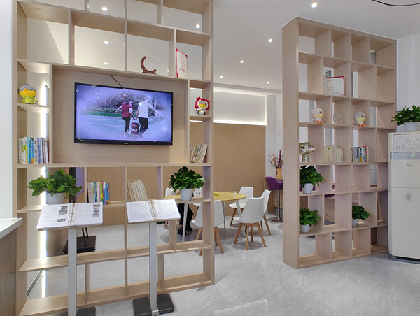 升級(jí)后的萬(wàn)科錦程幸福驛站一角。萬(wàn)科物業(yè)供圖