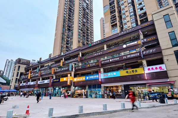 石楊路沿線部分改造后。九龍城市更新公司供圖