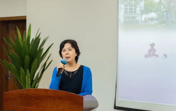 南渝中學(xué)副校長唐曉玲。南渝中學(xué)供圖