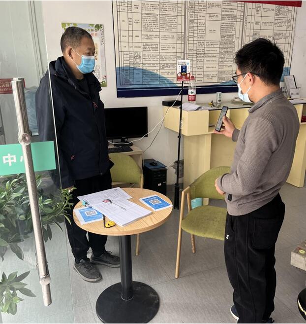 市建科院檢測(cè)中心江南分中心接樣大廳嚴(yán)格做好疫情防控措施。市建科院檢測(cè)中心供圖