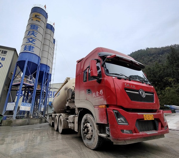 建設(shè)物資補給充足。丁衛(wèi)林攝