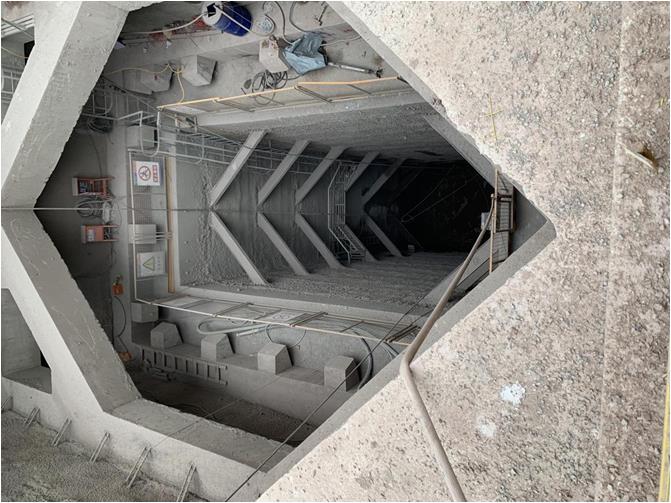 南濱路站5號安全口基坑順利開挖完成。重慶交通開投集團(tuán)供圖