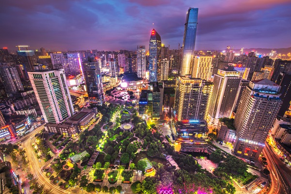 觀音橋商圈。唐安冰攝