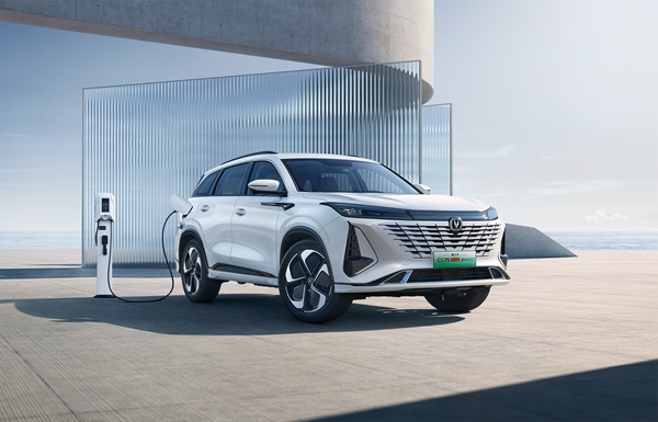 第三代CS75PLUS智電iDD配備28.39kwh大容量電池。 長安汽車供圖