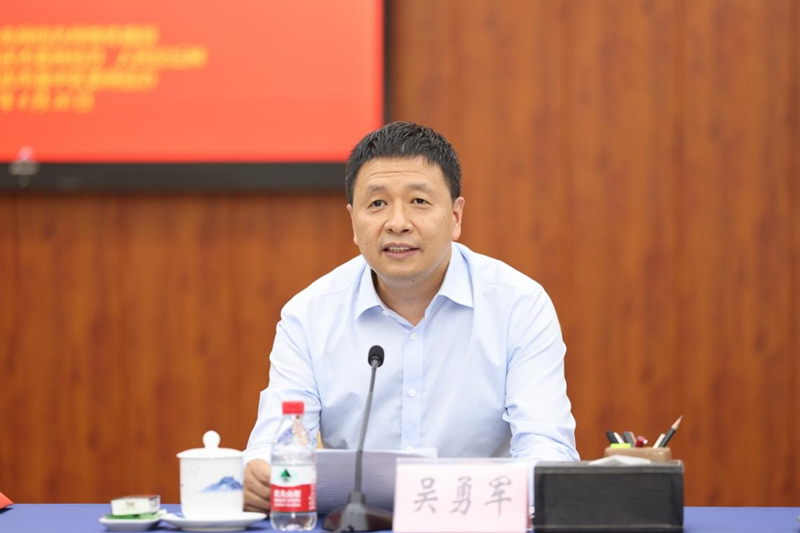 重慶市委網(wǎng)信辦副主任吳勇軍。主辦方供圖