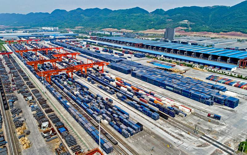 位于重慶市沙坪壩區(qū)的團結(jié)村中心站。何超攝