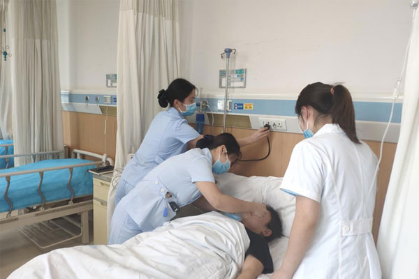 演練現(xiàn)場(chǎng)。重慶仁品耳鼻喉醫(yī)院供圖