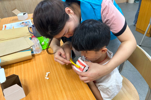 活動(dòng)現(xiàn)場(chǎng)。重醫(yī)附屬口腔醫(yī)院供圖