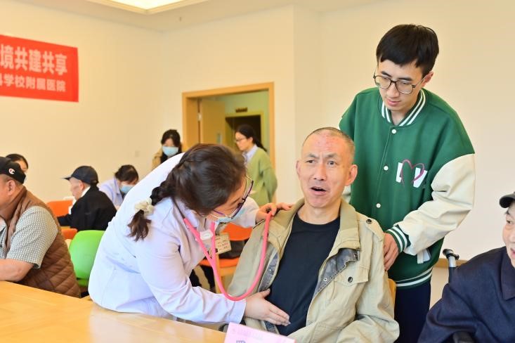 活動(dòng)現(xiàn)場(chǎng)。沙坪壩區(qū)陳家橋醫(yī)院王裕慶攝