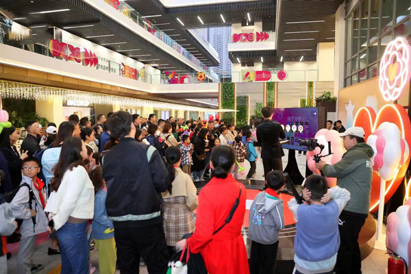 三洞橋PARK商業(yè)街夜景。三洞橋PARK商業(yè)街供圖