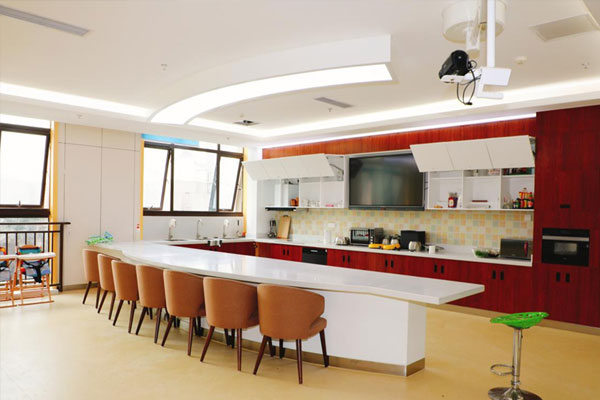 “健康廚房演播廳”。永川區(qū)婦幼保健院供圖