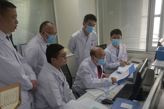 評審現(xiàn)場。重慶市紅十字會醫(yī)院（江北區(qū)人民醫(yī)院）供圖