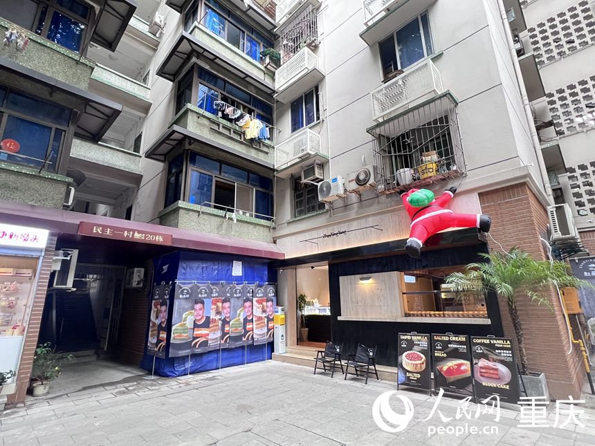 開著居民樓里的甜品店。人民網(wǎng)記者 胡虹攝