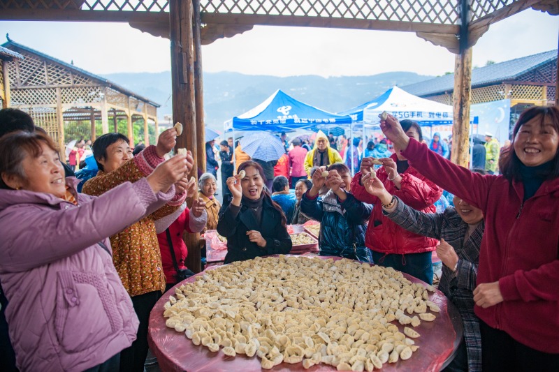 大周鎮(zhèn)，村民比拼廚藝。侯本艷攝