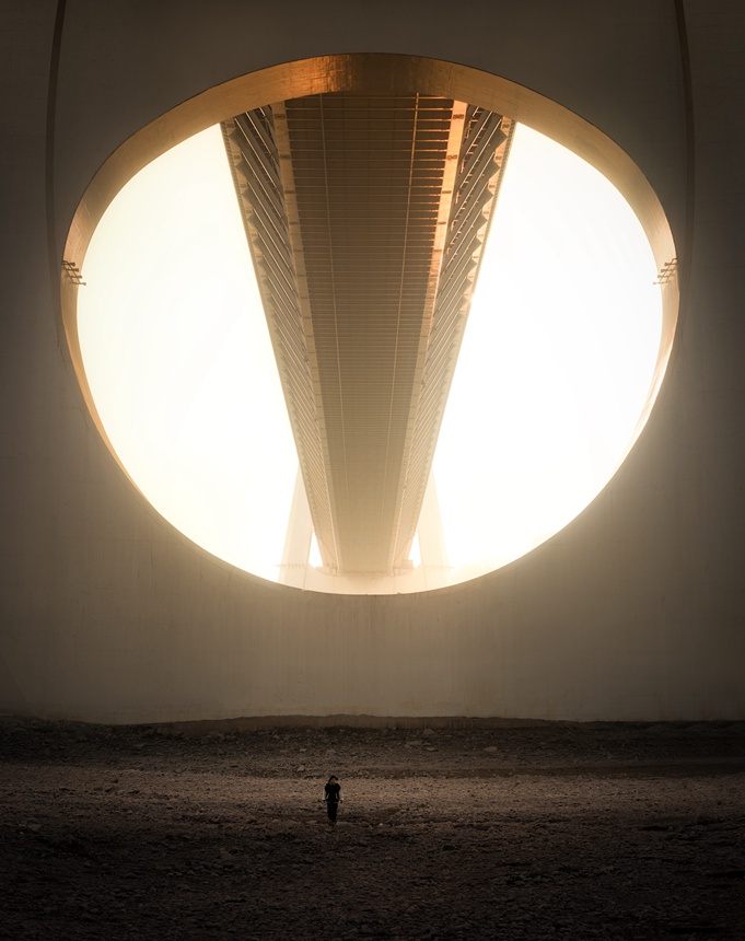 宛如宇宙飛船造型的白居寺長(zhǎng)江大橋。張坤琨攝