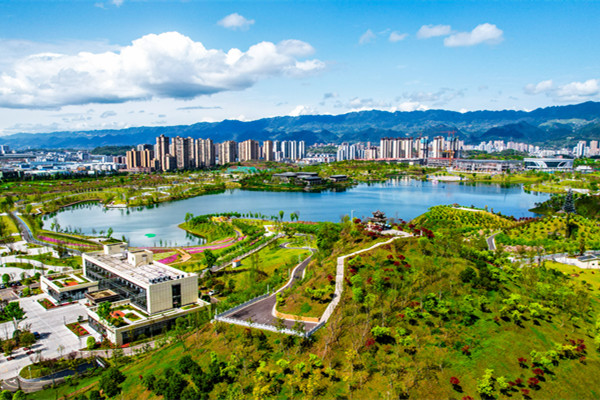 墊江三合湖濕地公園風(fēng)光。龔長浩攝