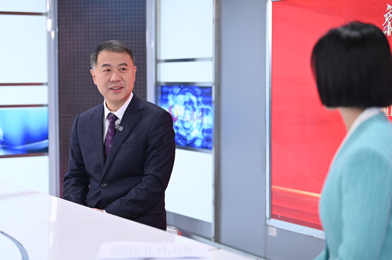 重慶市人大代表、城口縣委書記張繼軍做客人民網(wǎng)重慶頻道、重慶發(fā)布“新時代 新征程 新重慶——2024重慶兩會會客廳”系列訪談。鄒樂攝