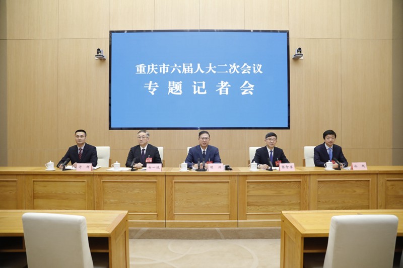 專題記者會(huì)現(xiàn)場。鄒樂攝