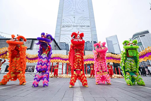 表演現(xiàn)場。重慶國金中心供圖