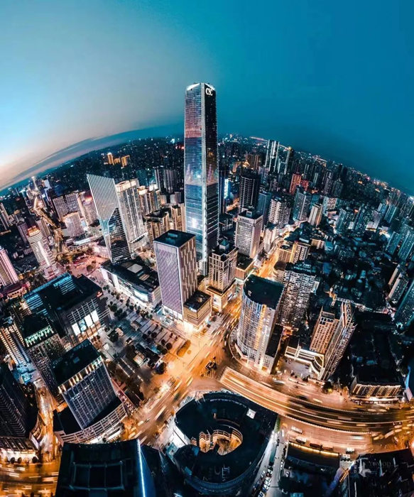 觀音橋商圈。江北區(qū)委宣傳部供圖