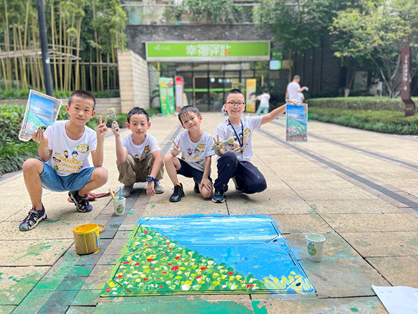 重慶萬科錦程小業(yè)主共創(chuàng)美麗社區(qū)。萬科物業(yè)供圖