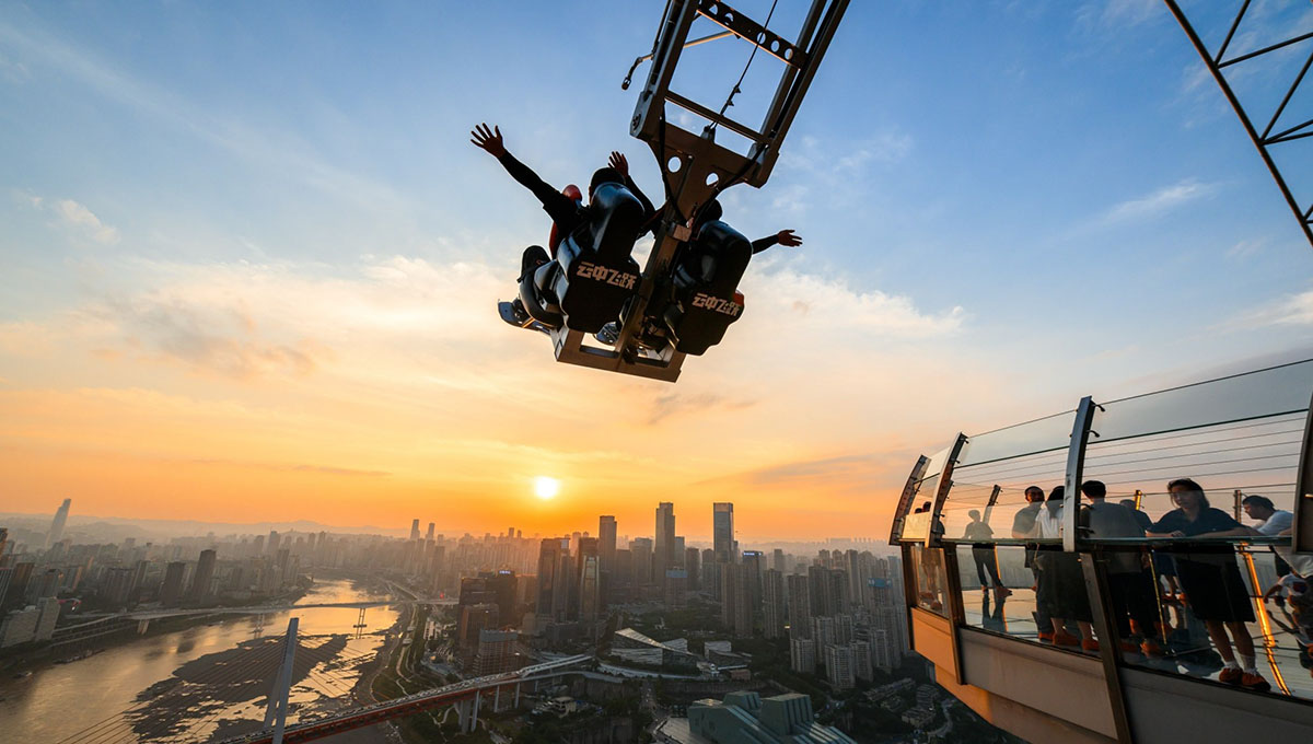 重慶來(lái)福士水晶連廊云中飛躍。 凱德集團(tuán)供圖