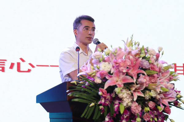 歐權(quán)致辭。戚馨月攝