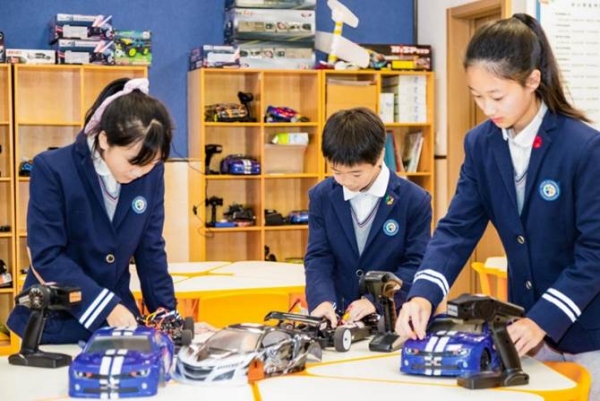 書院課程。華師中旭學(xué)校供圖