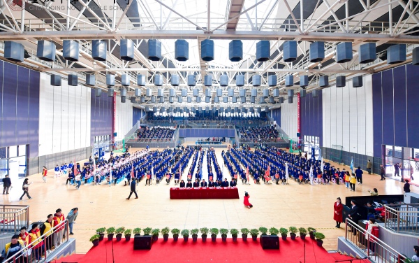 學校舉行百日誓師大會。重慶市第十八中學供圖