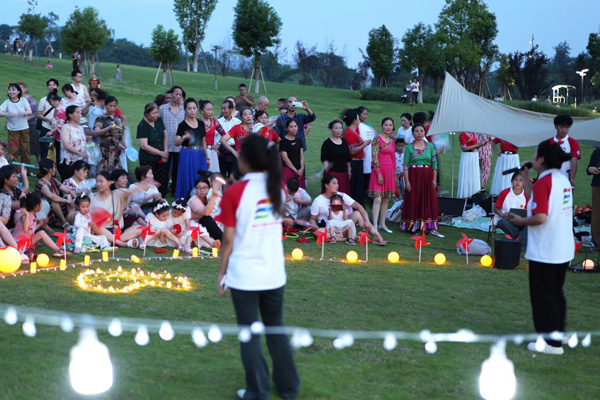 紅巖音樂(lè)會(huì)現(xiàn)場(chǎng)。重慶工程職院供圖