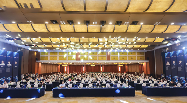 活動(dòng)現(xiàn)場(chǎng)。重慶當(dāng)代整形外科醫(yī)院供圖