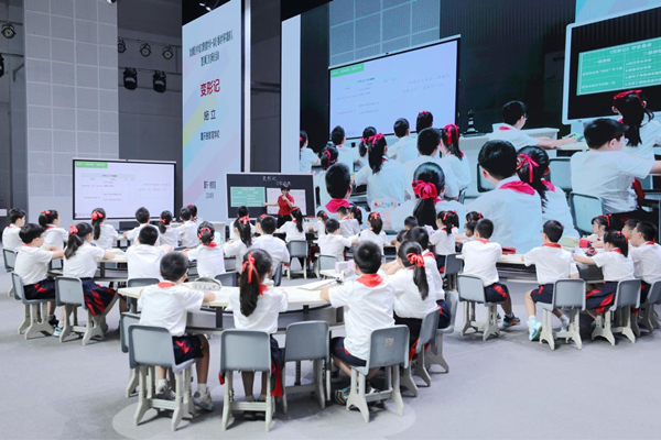 研討活動現(xiàn)場。九龍坡區(qū)教師進(jìn)修學(xué)院供圖