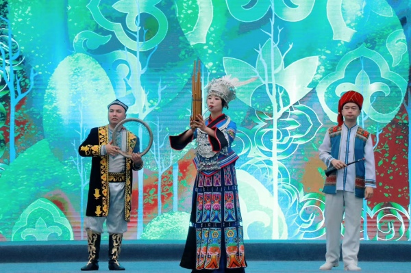 民族樂(lè)器合奏《聲聲不息》。胥世鵬 攝