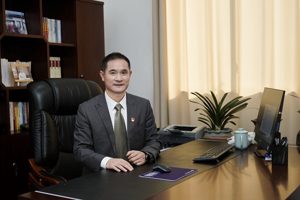 重慶市精神衛(wèi)生中心黨委書記鐘吉元。重慶市精神衛(wèi)生中心供圖