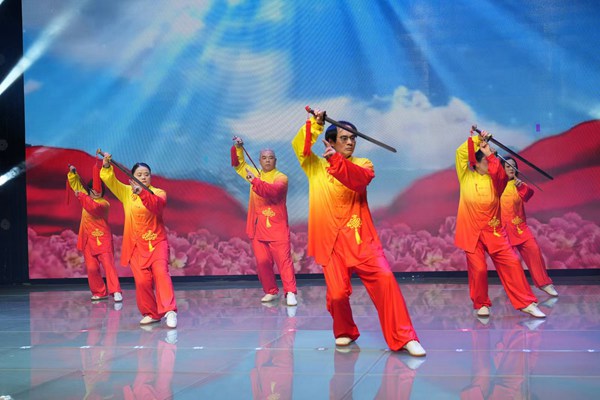 展演節(jié)目《我摯愛(ài)的祖國(guó)》。王海攝