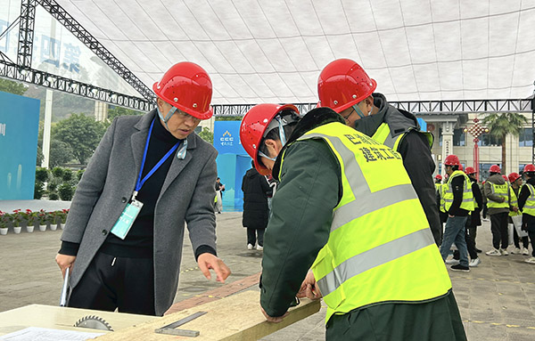 第四批巴渝傳統(tǒng)建筑工匠培訓(xùn)。唐鑫攝