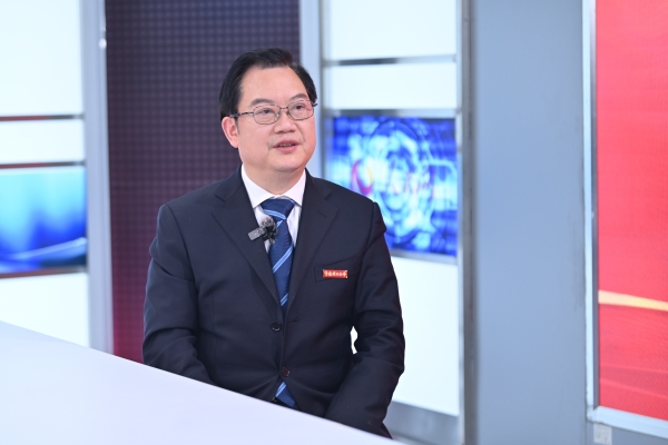 康騫代表做客人民網(wǎng)重慶頻道、成渝發(fā)布“人民會客廳”——2025重慶兩會高端訪談。鄒樂攝