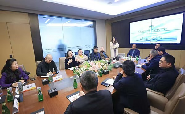 座談會現(xiàn)場。東原仁知供圖