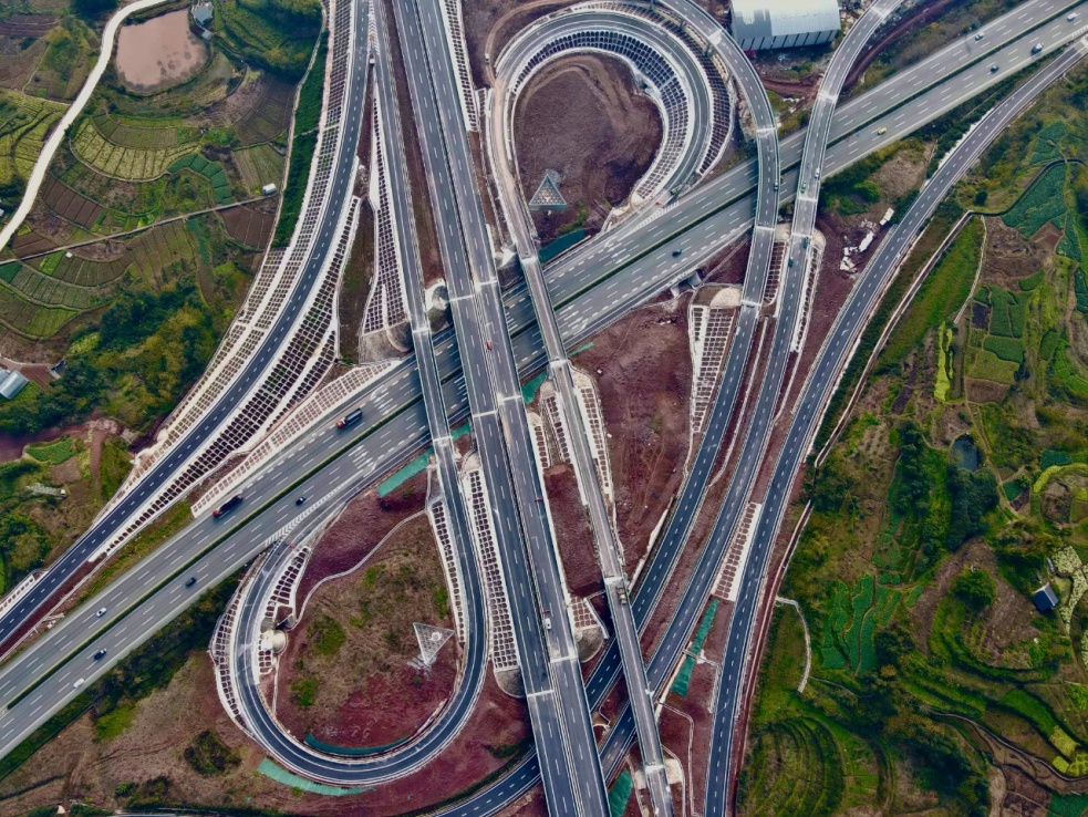 合璧津高速丁家南樞紐互通。重慶市交通運輸委供圖