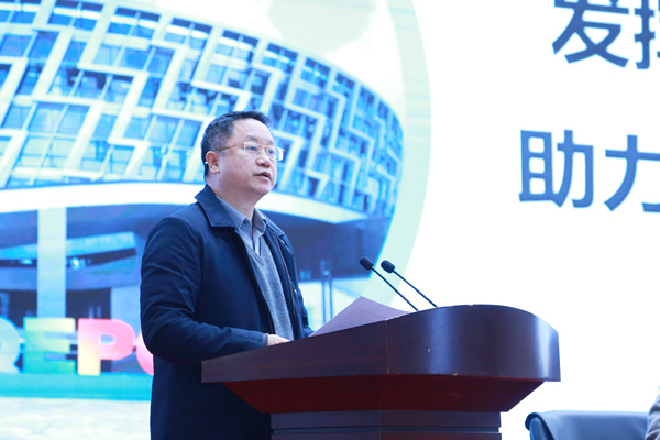 重慶電力高等專科學(xué)校黨委書記宗偉發(fā)言。張源攝